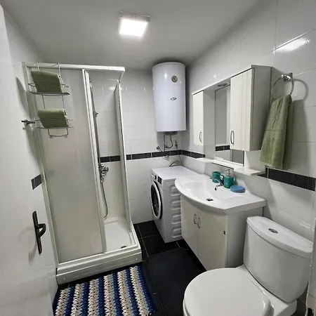 דירה Ada Square *